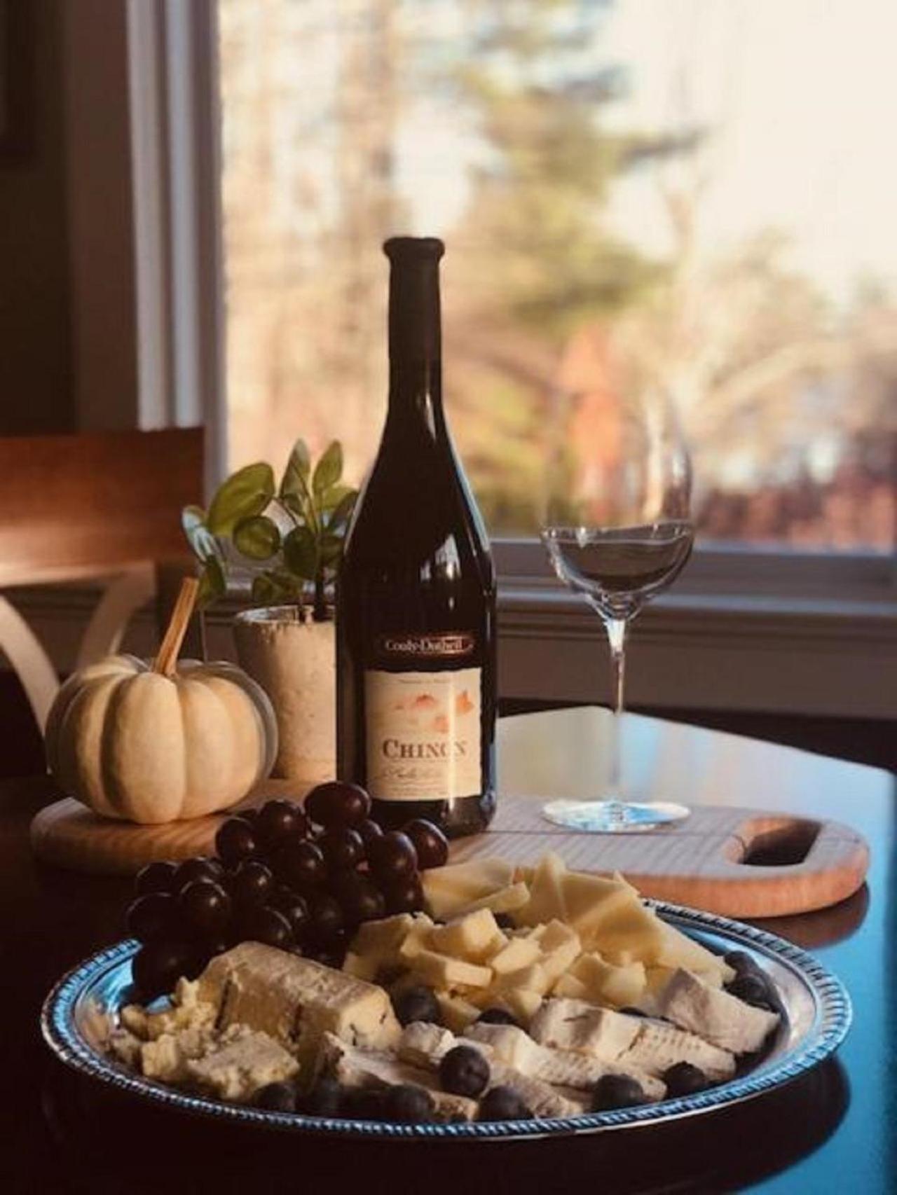 Inn At Pleasant Lake New London エクステリア 写真