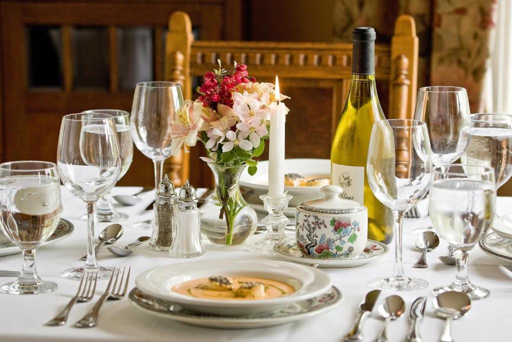Inn At Pleasant Lake New London エクステリア 写真
