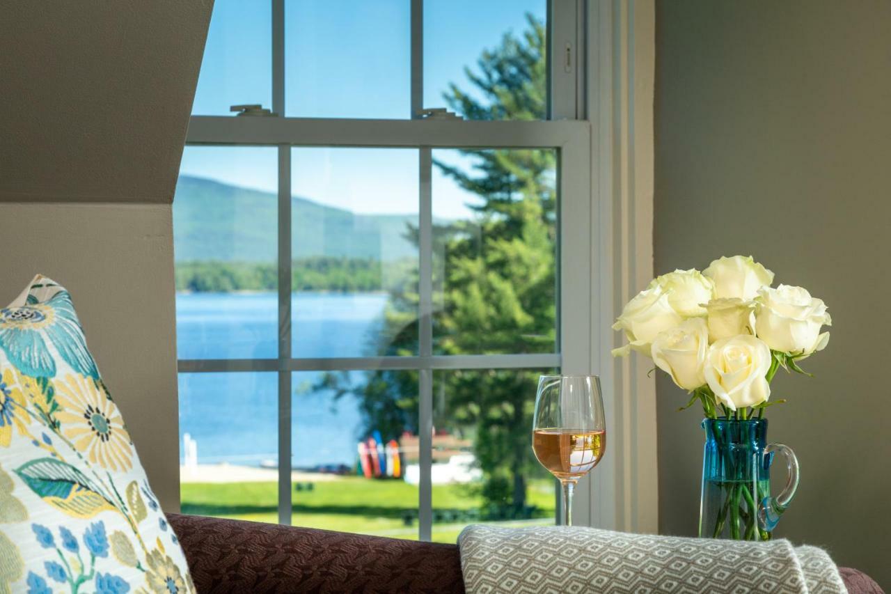 Inn At Pleasant Lake New London エクステリア 写真