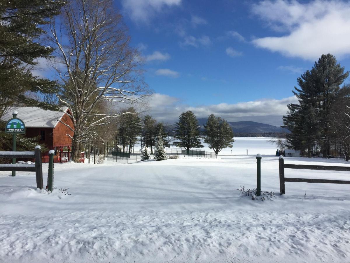 Inn At Pleasant Lake New London エクステリア 写真