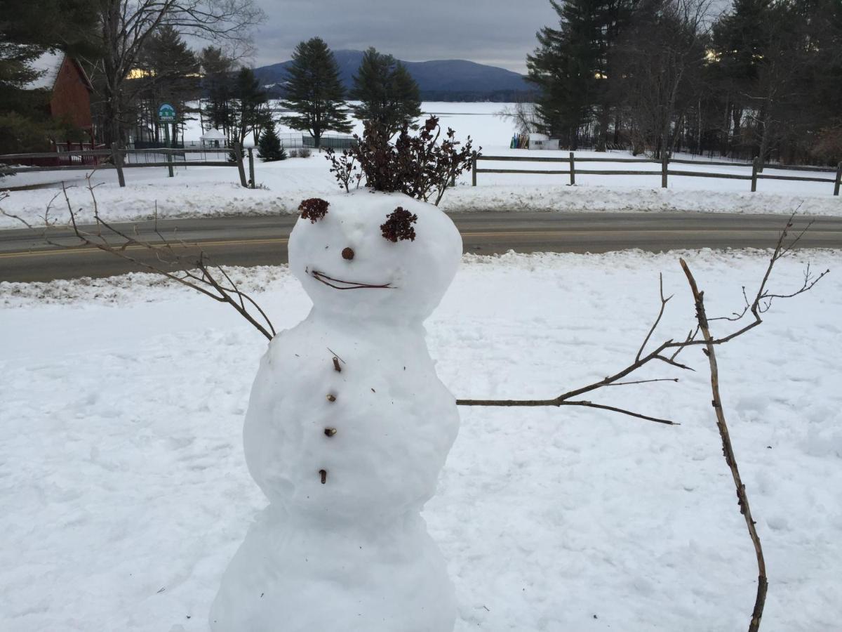 Inn At Pleasant Lake New London エクステリア 写真