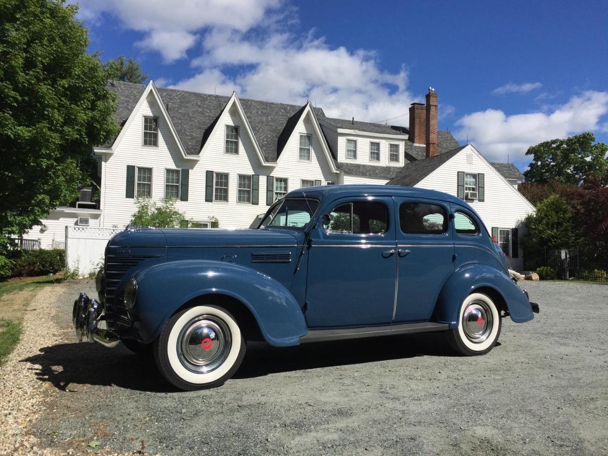 Inn At Pleasant Lake New London エクステリア 写真